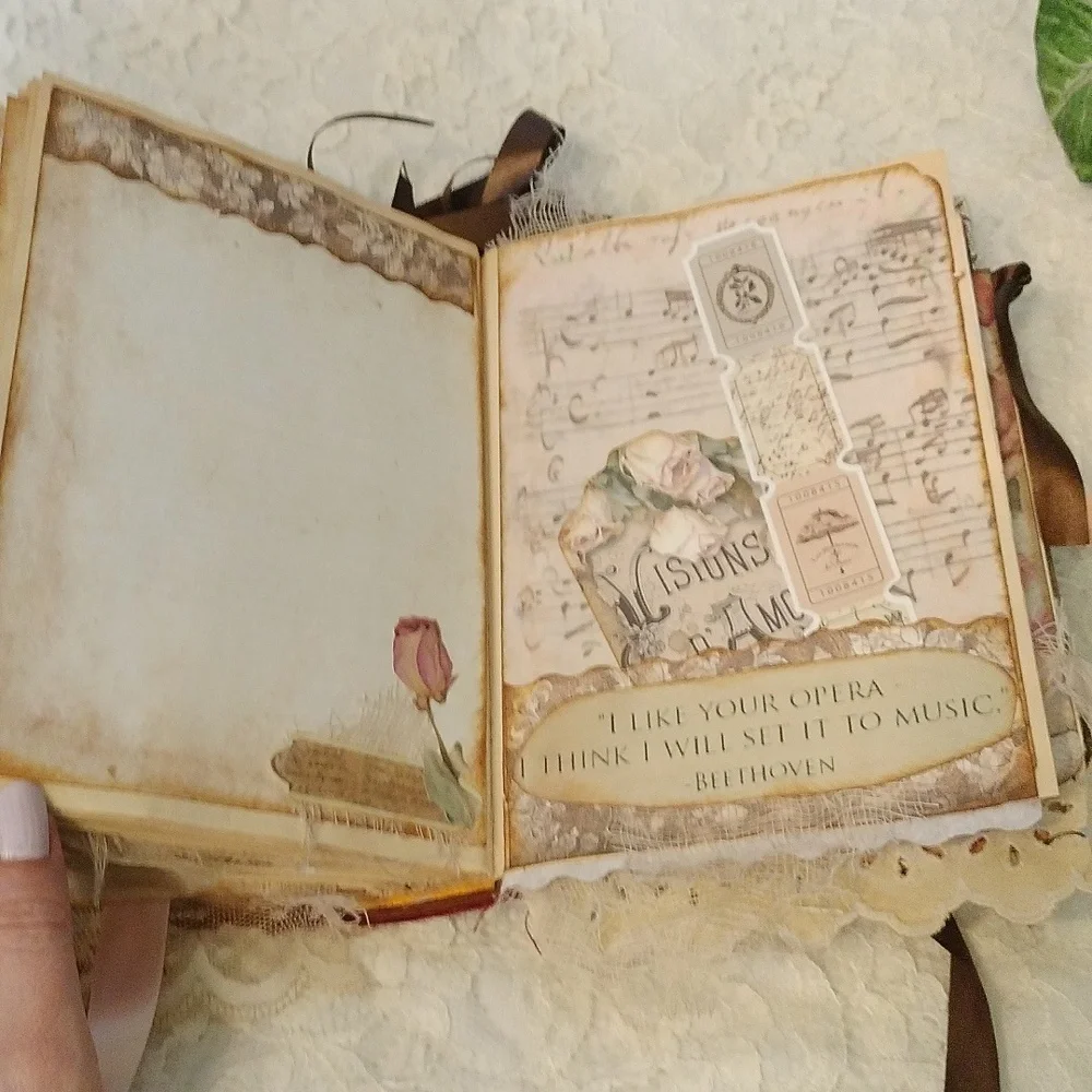 ⚜️ Suite Symphony Vintage Altered Book Junk Journal